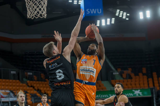 与新鲜血液 与新鲜血液