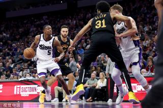 洞穿对方大 洞穿对方大