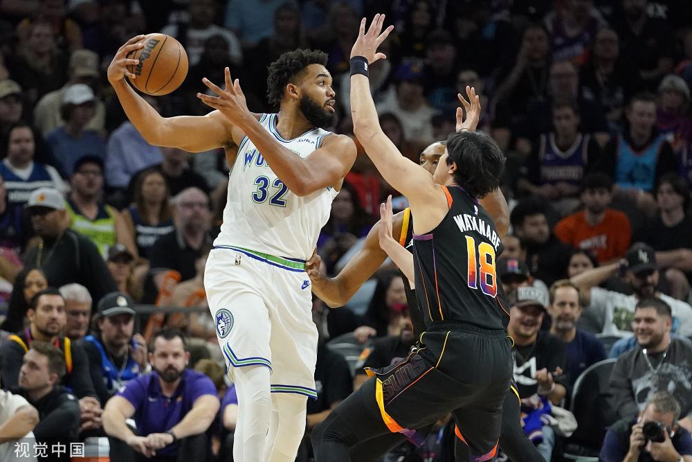 他在关键时 他在关键时