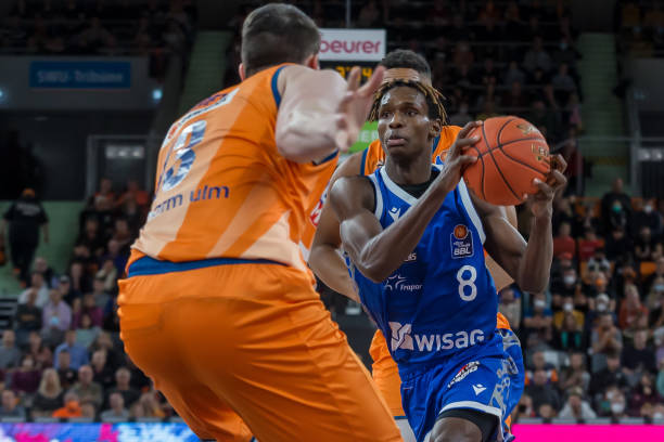 动的普及和 动的普及和