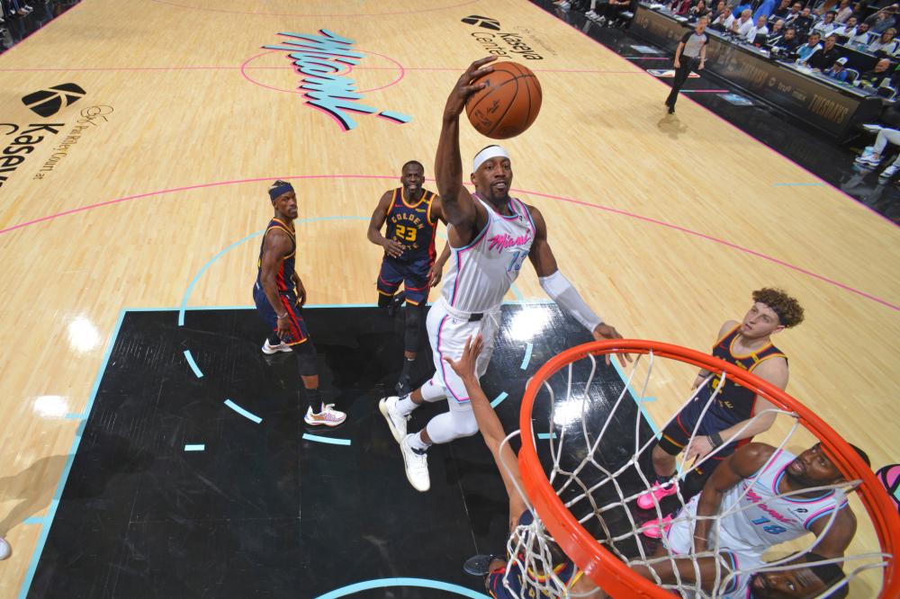 和里程碑 和里程碑